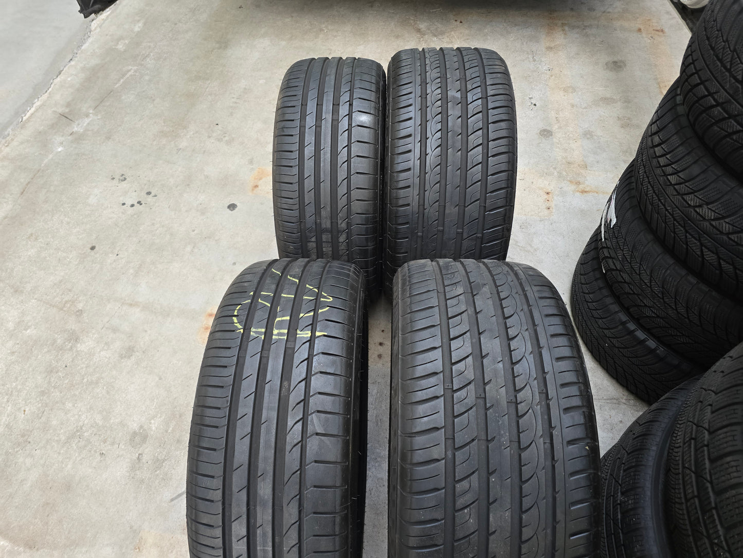 Goodride Zomerbanden breedset 245/40R18 & 275/40R18 NIEUWSTAAT