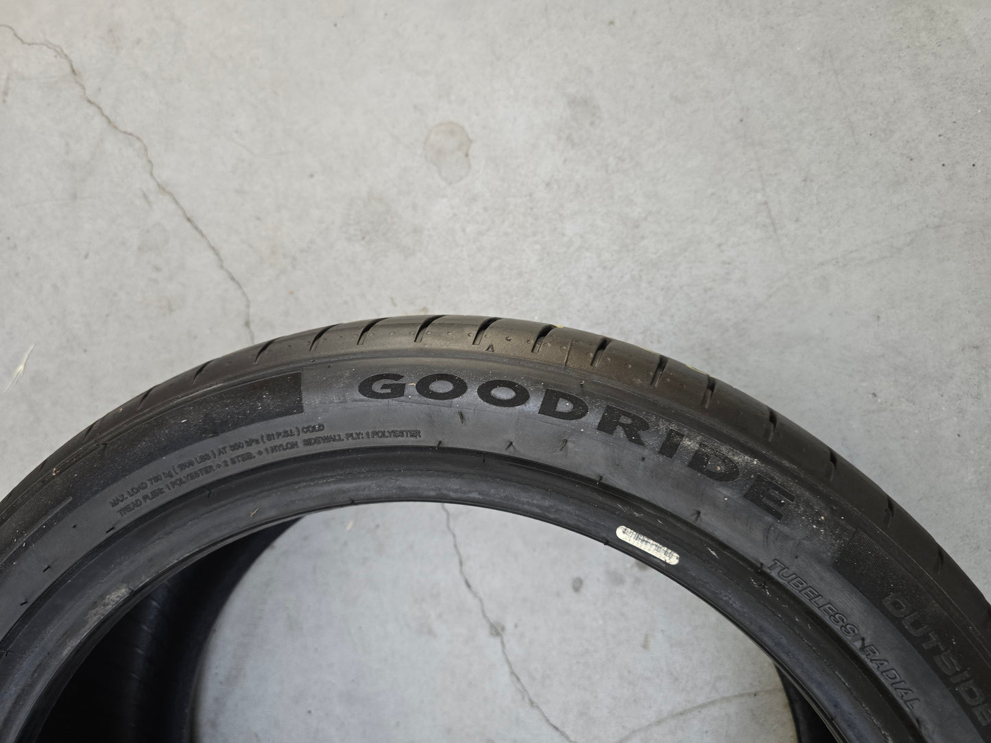 Goodride Zomerbanden breedset 245/40R18 & 275/40R18 NIEUWSTAAT