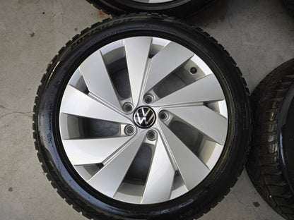 VW Caddy Golf Passat Jetta Audi A3 17 inch winterbanden 5x112 7mm