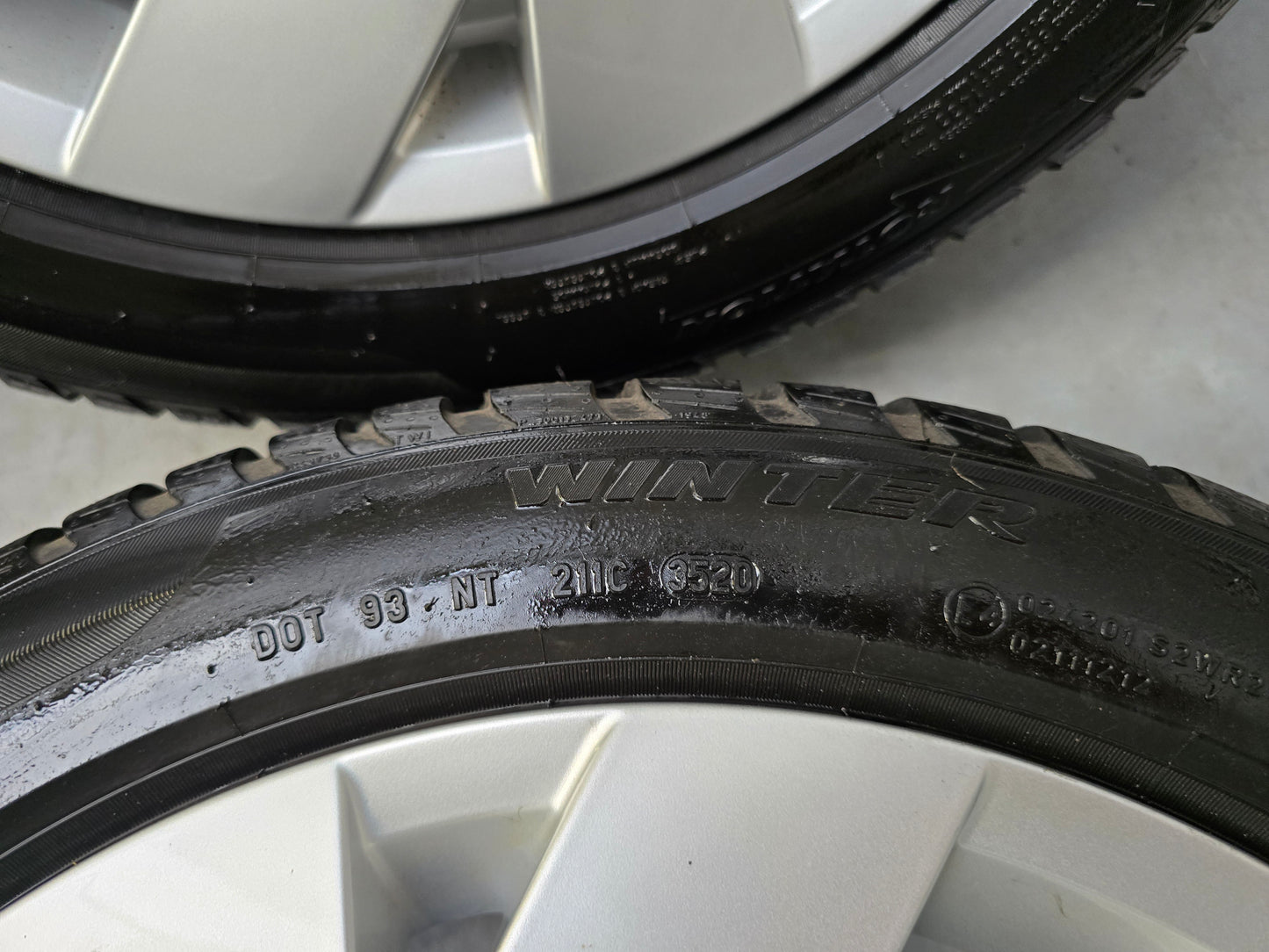 VW Caddy Golf Passat Jetta Audi A3 17 inch winterbanden 5x112 7mm