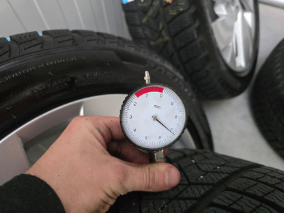 VW Caddy Golf Passat Jetta Audi A3 17 inch winterbanden 5x112 7mm