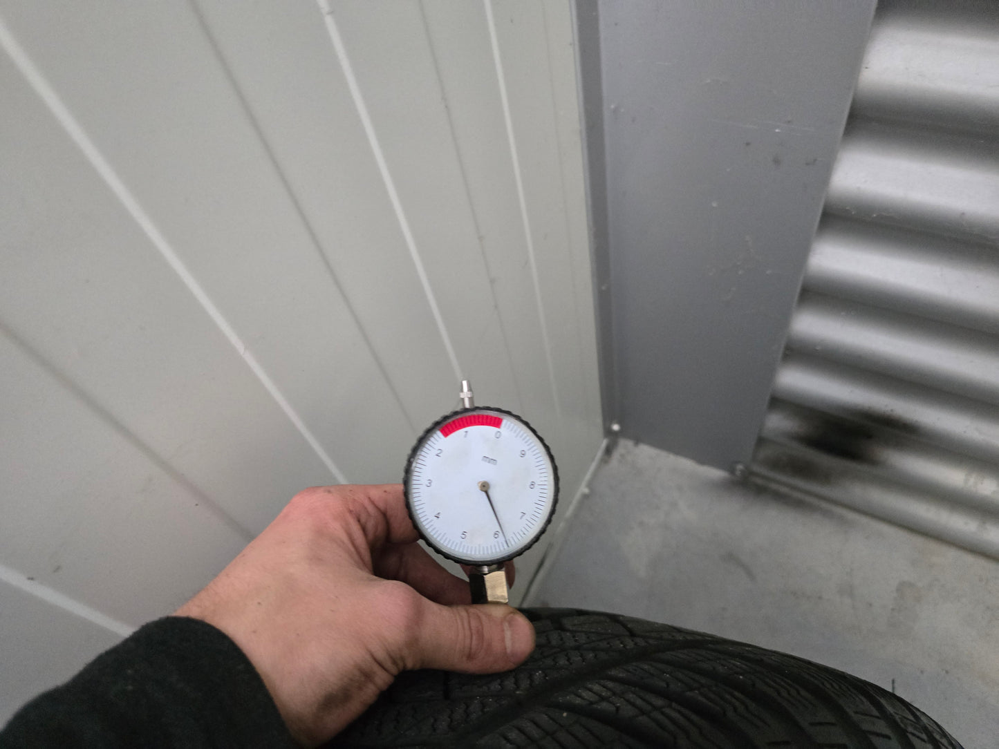 VW Caddy Golf Passat Jetta Audi A3 17 inch winterbanden 5x112 7mm