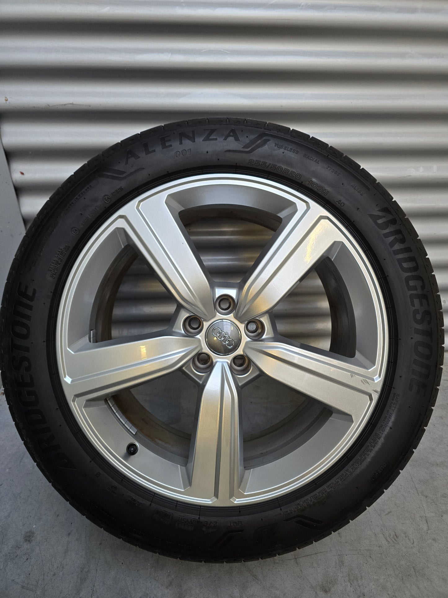 Audi E-Tron Q5 Q7 20 inch zomerbanden velgen WINTERDEAL