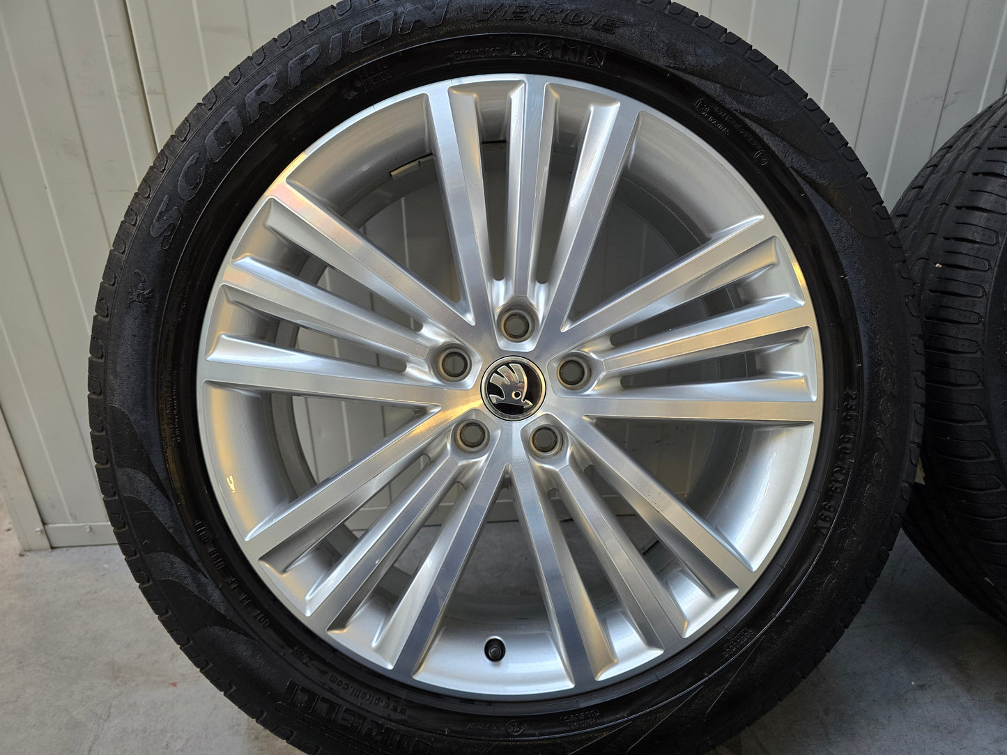 Demo 19 inch zomerbanden Skoda Kodiaq Tiguan Q3 Tarraco