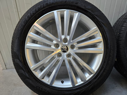 Demo 19 inch zomerbanden Skoda Kodiaq Tiguan Q3 Tarraco