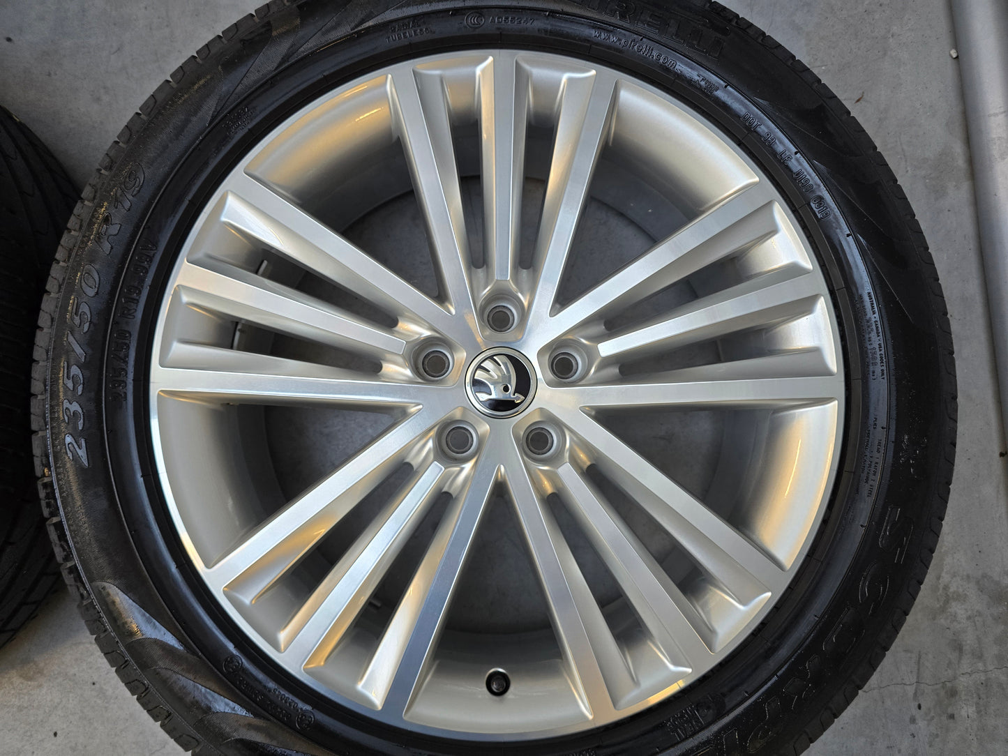 Demo 19 inch zomerbanden Skoda Kodiaq Tiguan Q3 Tarraco