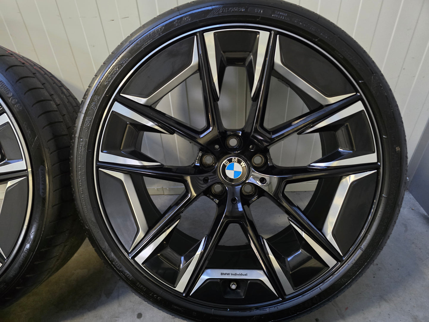 Demo BMW 5 serie G30 G31 20 inch 1001i zomerbanden Individual