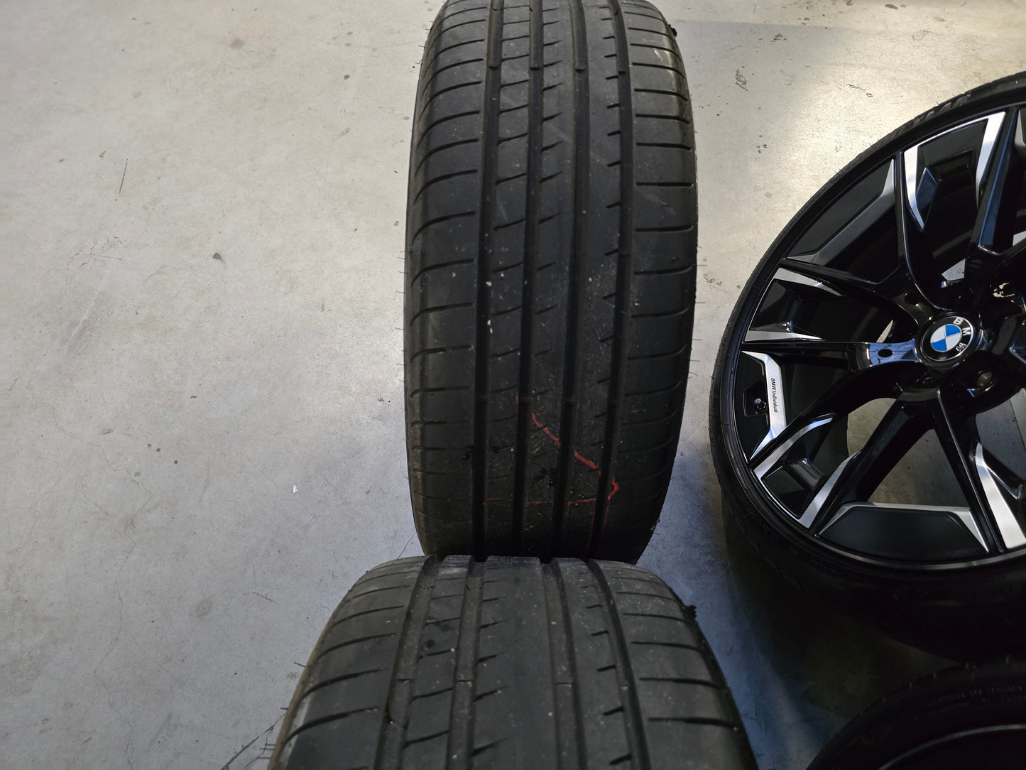 Demo BMW 5 serie G30 G31 20 inch 1001i zomerbanden Individual