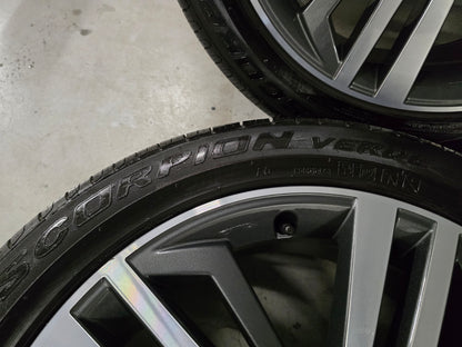 NIEUW Audi Q5 A6 e-tron  20 inch zomerbanden Sport velgen 5x112