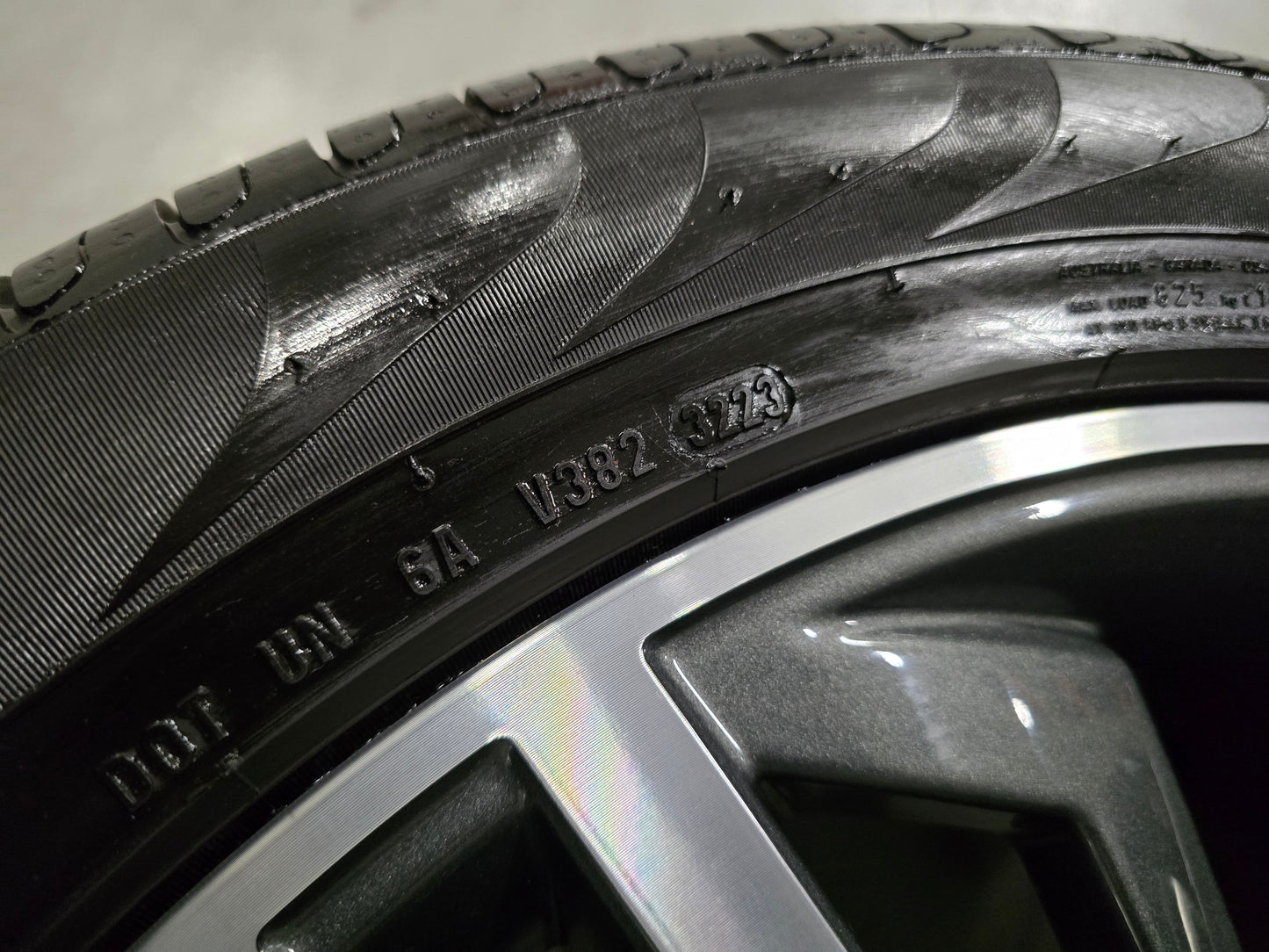 NIEUW Audi Q5 A6 e-tron  20 inch zomerbanden Sport velgen 5x112