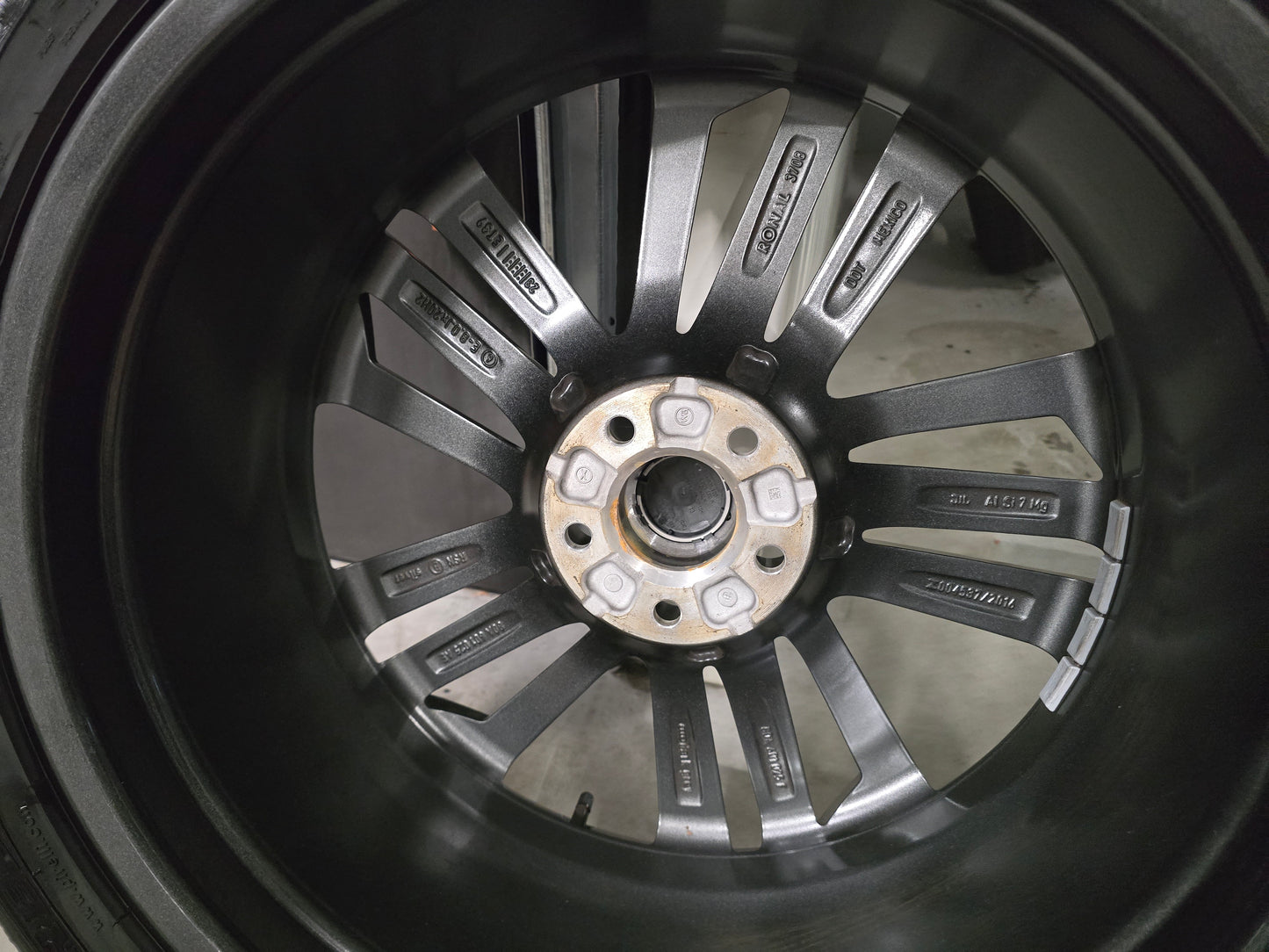 NIEUW Audi Q5 A6 e-tron  20 inch zomerbanden Sport velgen 5x112