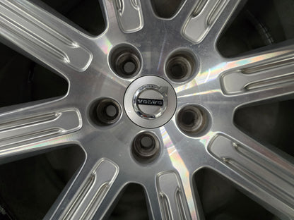 Demo Volvo XC90 21 inch velgen zomerbanden 5x108