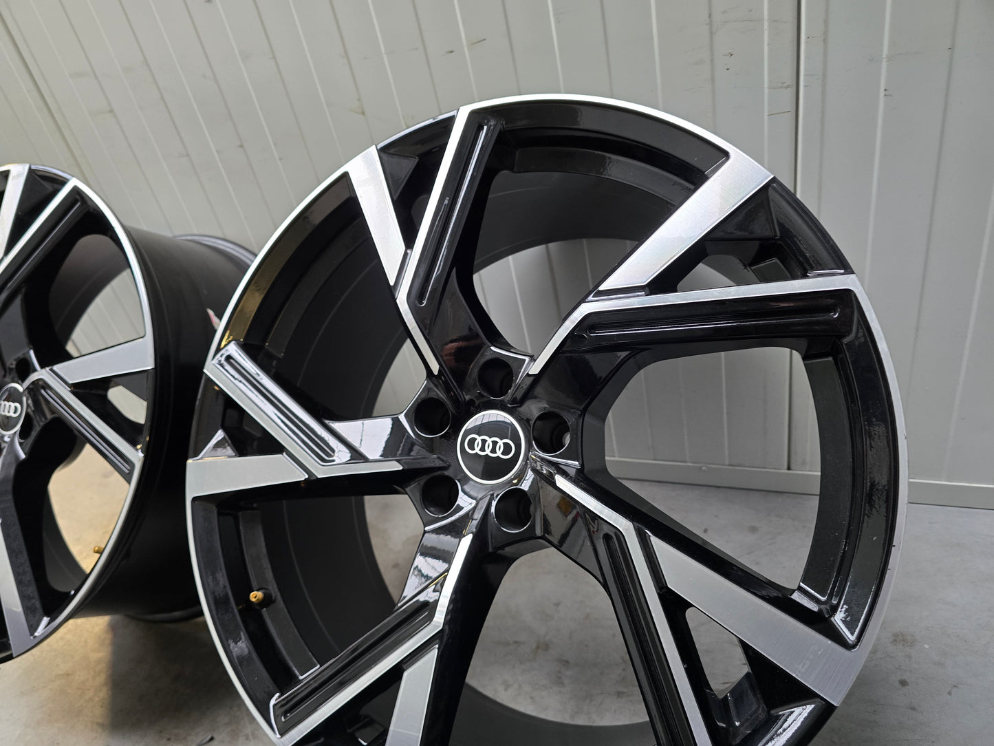 Audi E-Tron Q7 21 inch 9.5J ET36 5x112 velgen Diamond cut