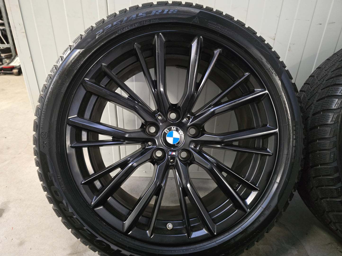 BMW 3 serie G20 G21 G22 18 inch winterbanden 796M