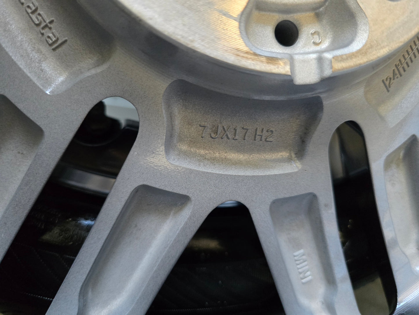 Demo Mini Electric / Cooper / One Zomerbanden 17 inch 983