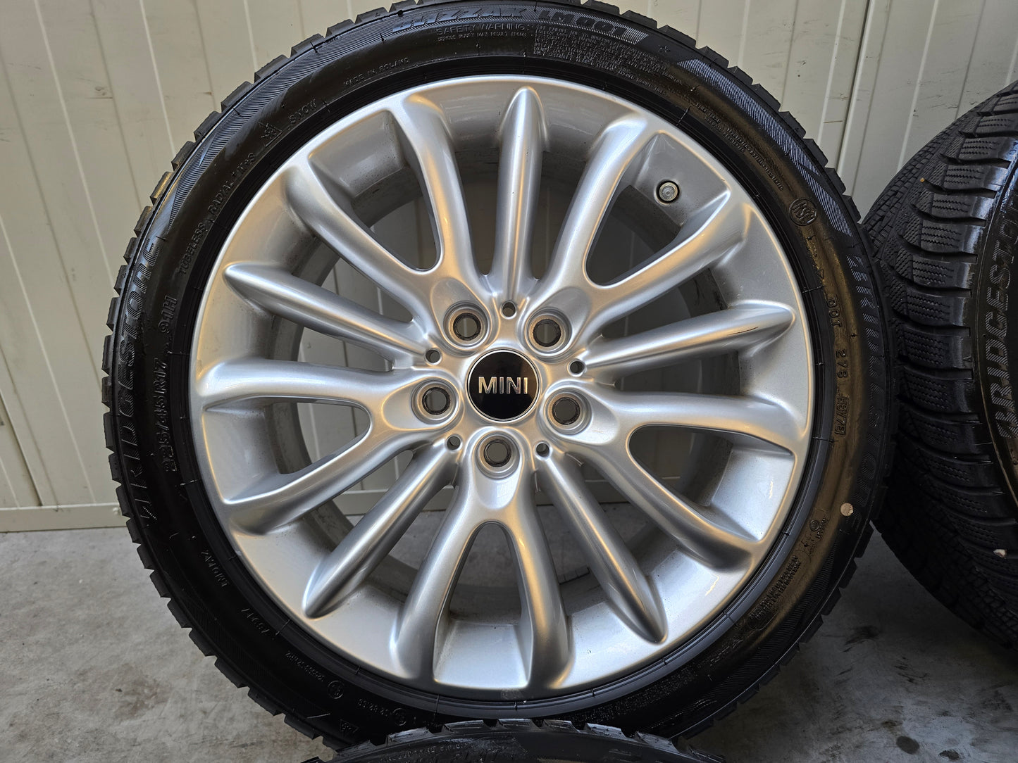 Mini Cooper / One / Clubman 17 inch Winterbanden 7mm