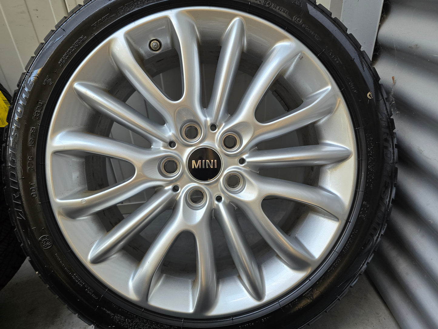 Mini Cooper / One / Clubman 17 inch Winterbanden 7mm