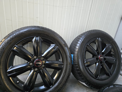 Mini Countryman Paceman Winterbanden 17 inch 5x112 539