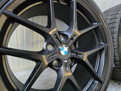 Demo BMW 1 serie F40 F70 2 serie 18 inch 554M velgen winterbanden 8mm