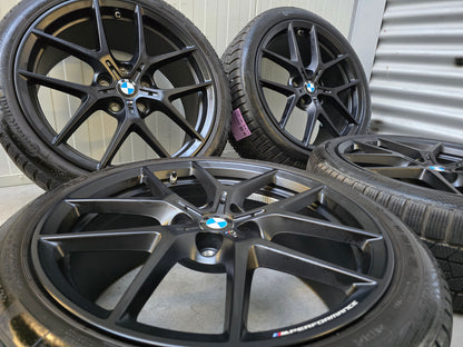 Demo BMW 1 serie F40 F70 2 serie 18 inch 554M velgen winterbanden 8mm