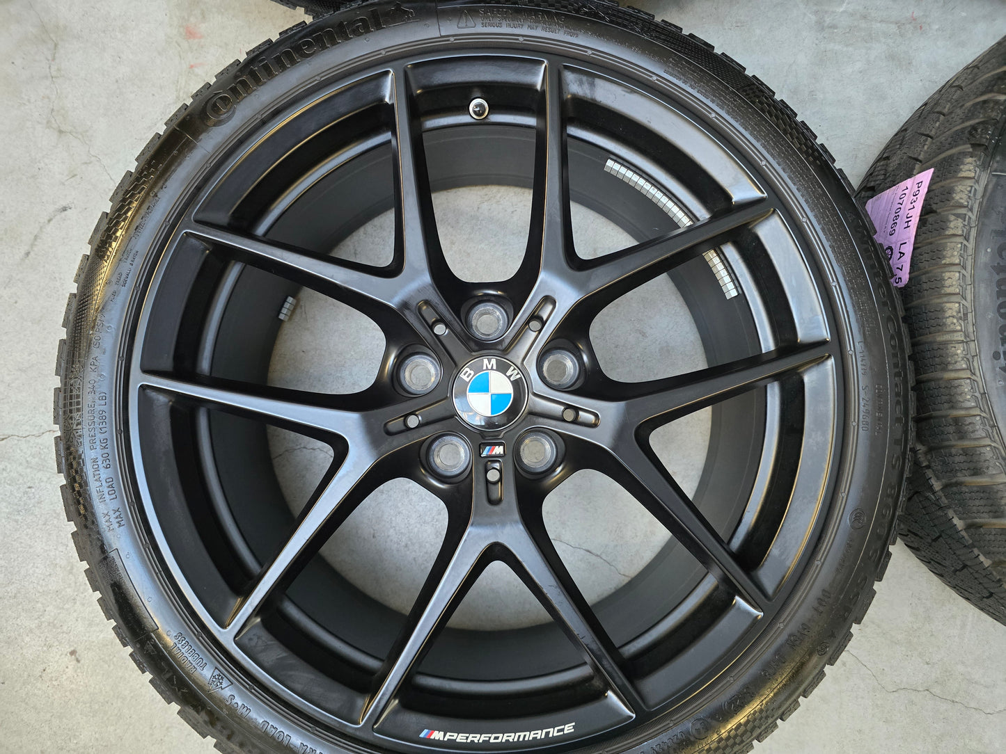 Demo BMW 1 serie F40 F70 2 serie 18 inch 554M velgen winterbanden 8mm