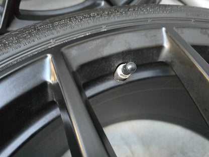 Demo BMW 1 serie F40 F70 2 serie 18 inch 554M velgen winterbanden 8mm