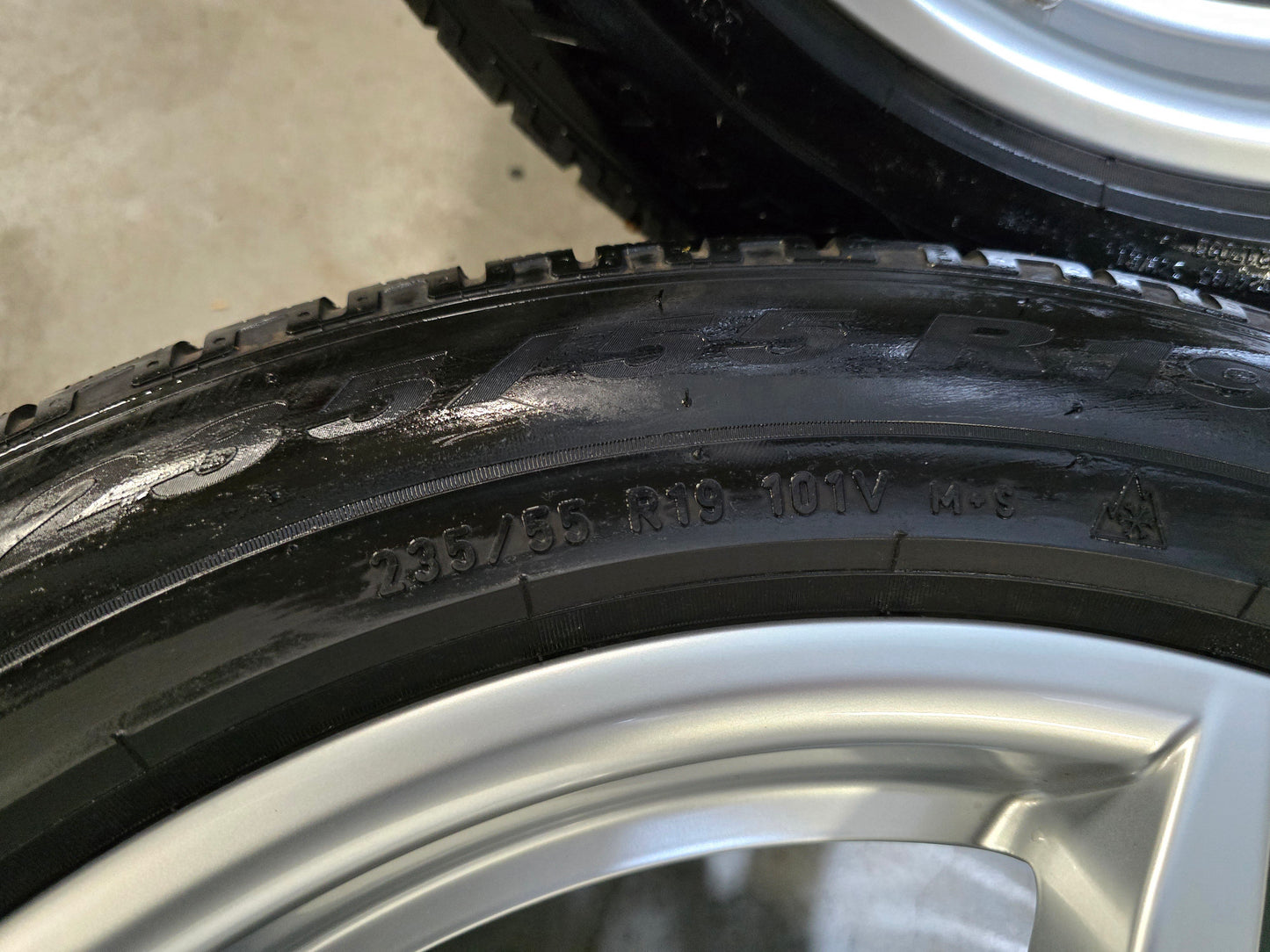 Porsche Macan (2014-) 19 inch winterbanden (N0) breedset OEM