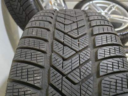 Porsche Macan (2014-) 19 inch winterbanden (N0) breedset OEM