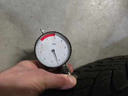 BMW 1 serie F40 2 serie 18 inch Winterbanden 711M velgen