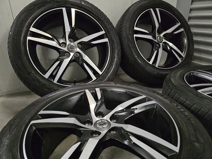 Volvo XC40 V90 CC EX30 CC winterbanden 19 inch