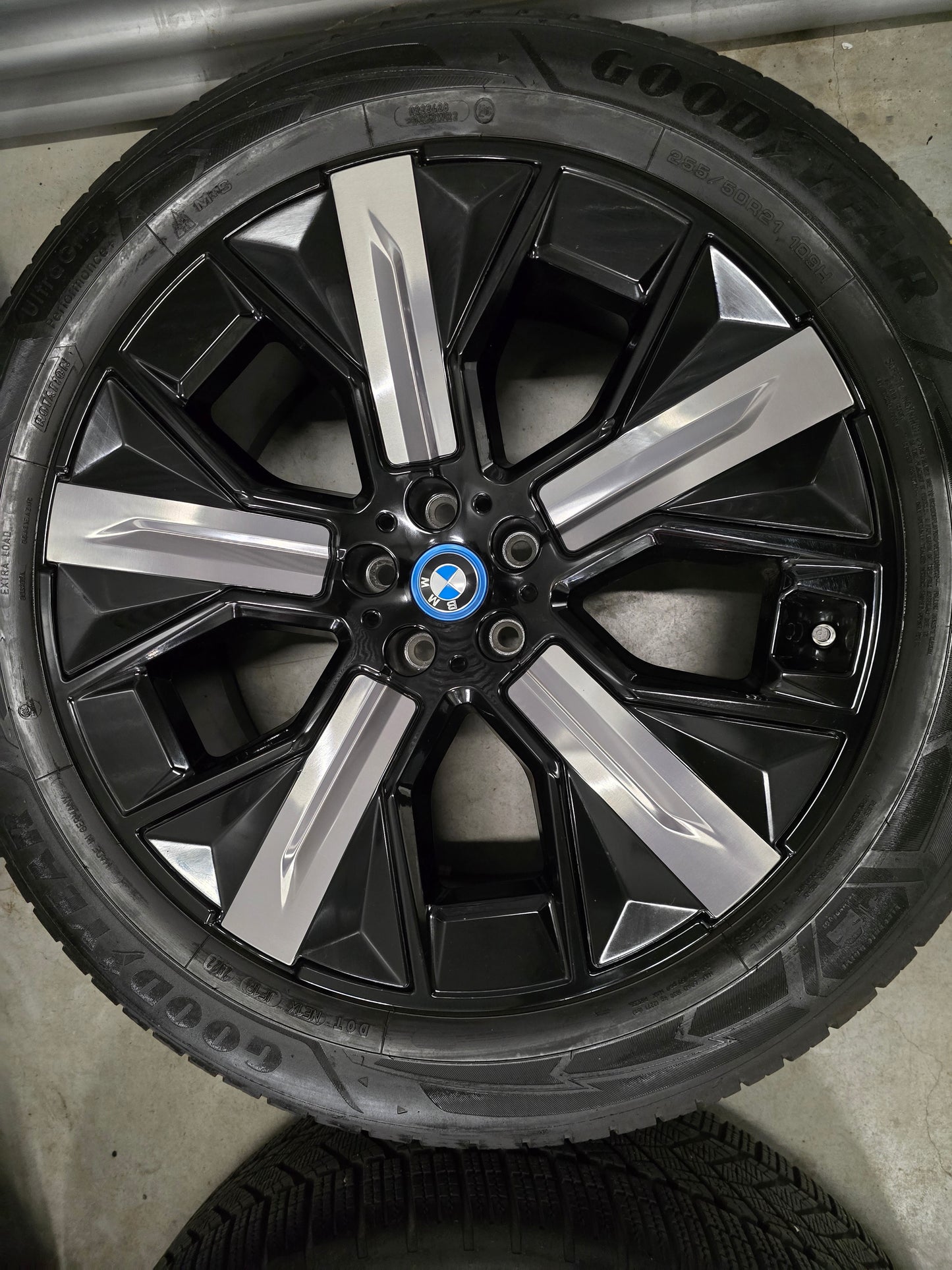 BMW iX 21 inch velgen winterbanden 1011 DEMO 7.2mm
