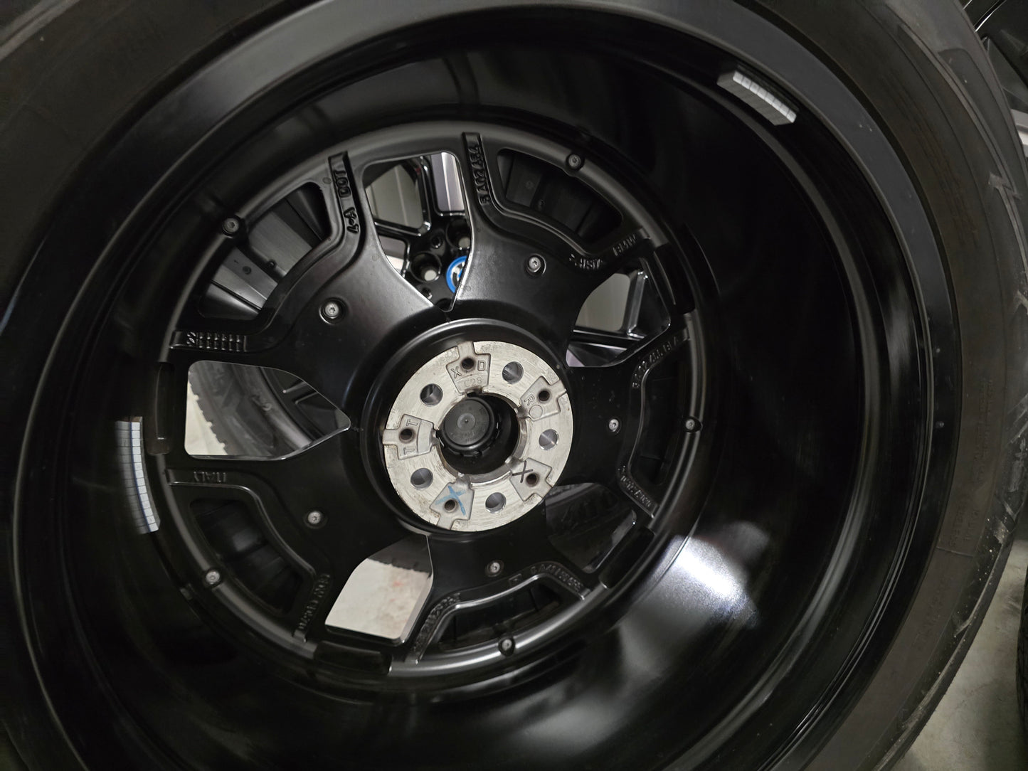 BMW iX 21 inch velgen winterbanden 1011 DEMO 7.2mm