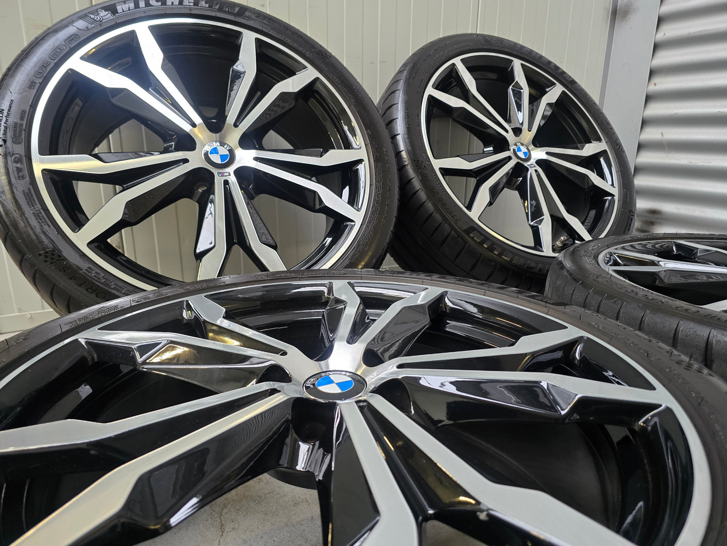 DEMO BMW X1 F48 X2 F39 20 inch 716M velgen Zomerbanden