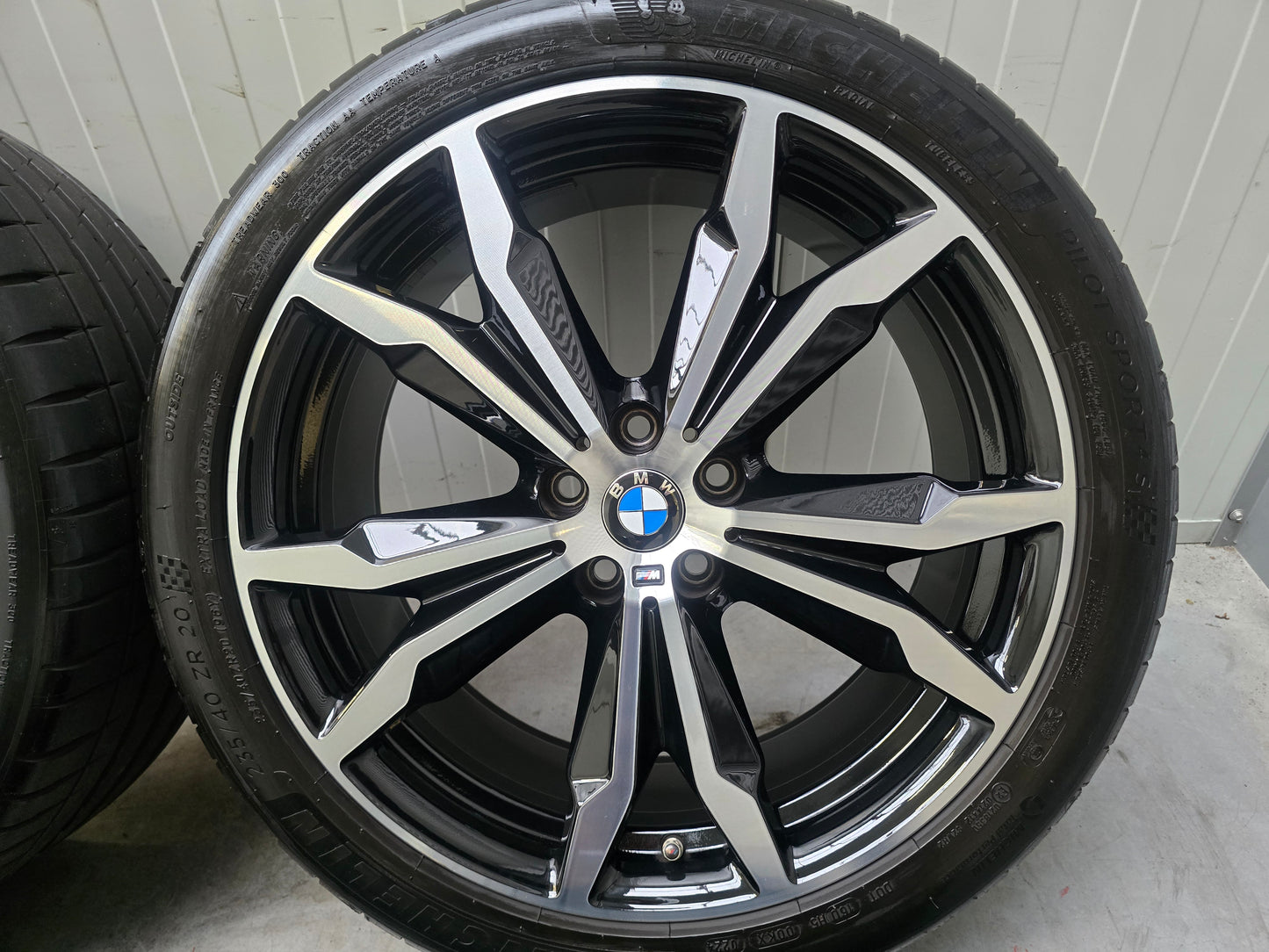 DEMO BMW X1 F48 X2 F39 20 inch 716M velgen Zomerbanden