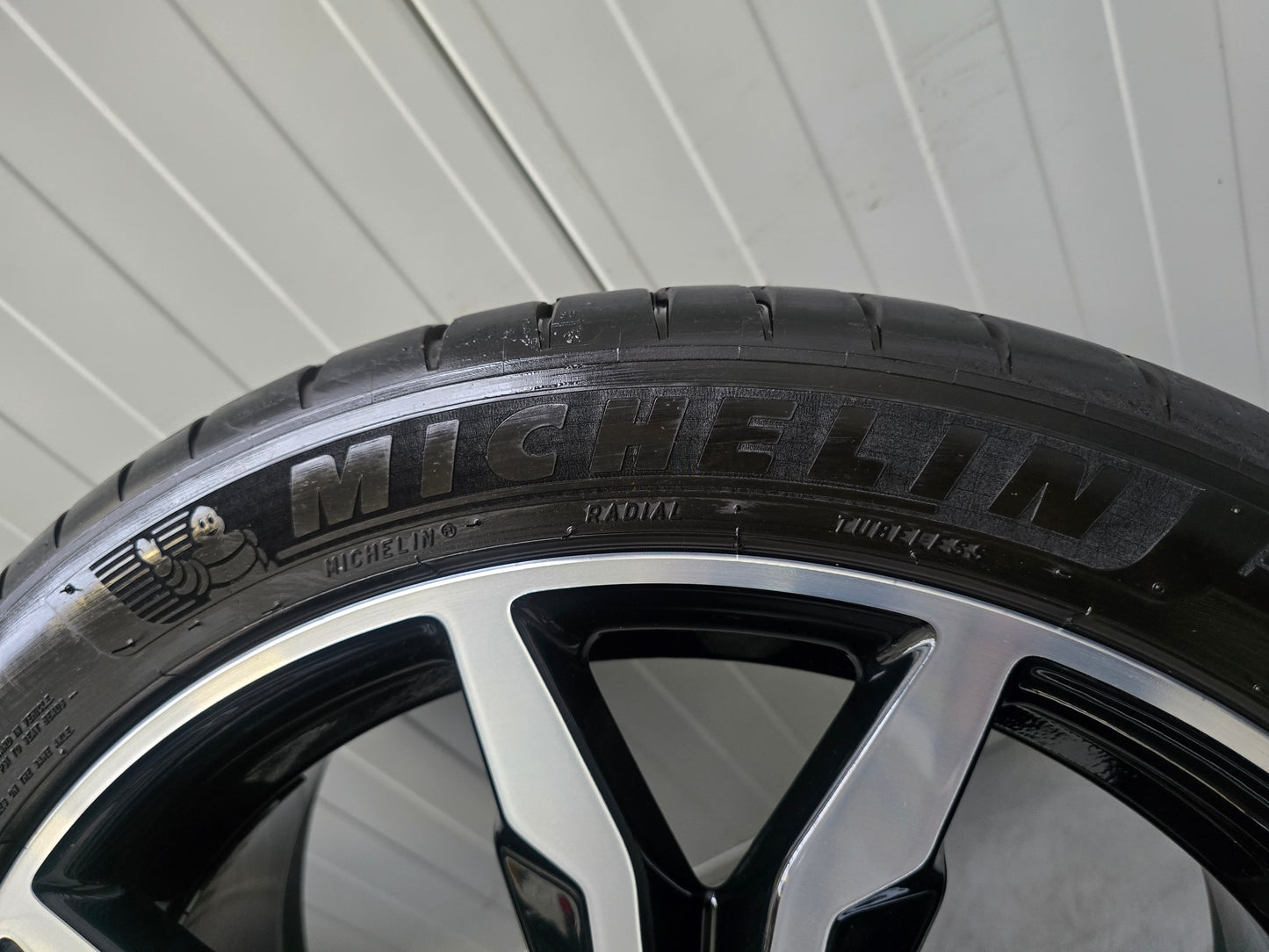 DEMO BMW X1 F48 X2 F39 20 inch 716M velgen Zomerbanden