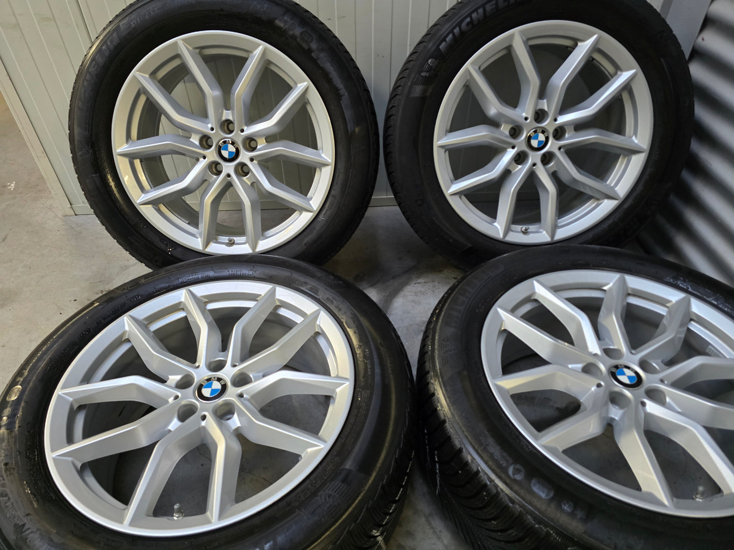 Demo BMW X5 G05 X6 G06 19 inch winterbanden 734 velgen