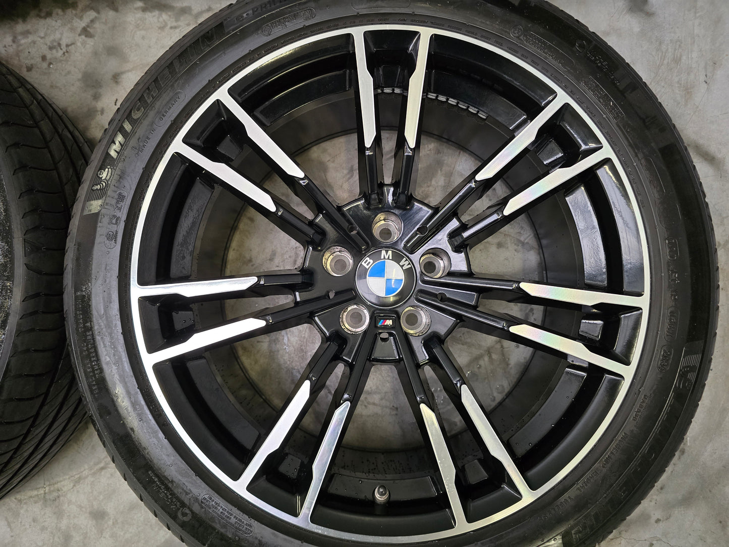 BMW 5 serie G30 G31 G60 G61 706M 19 inch zomerbanden
