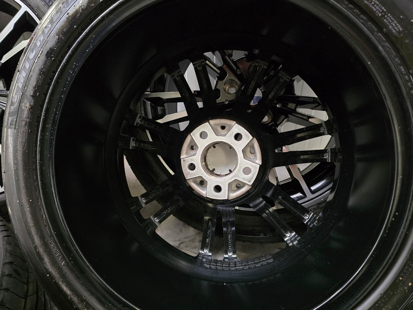 BMW 5 serie G30 G31 G60 G61 706M 19 inch zomerbanden