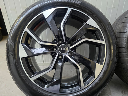 DEMO Audi Q3 A6 19 inch velgen zomerbanden 5x112