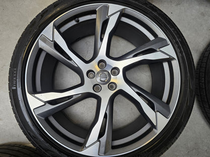 Demo Volvo XC90 22 inch velgen zomerbanden 8mm