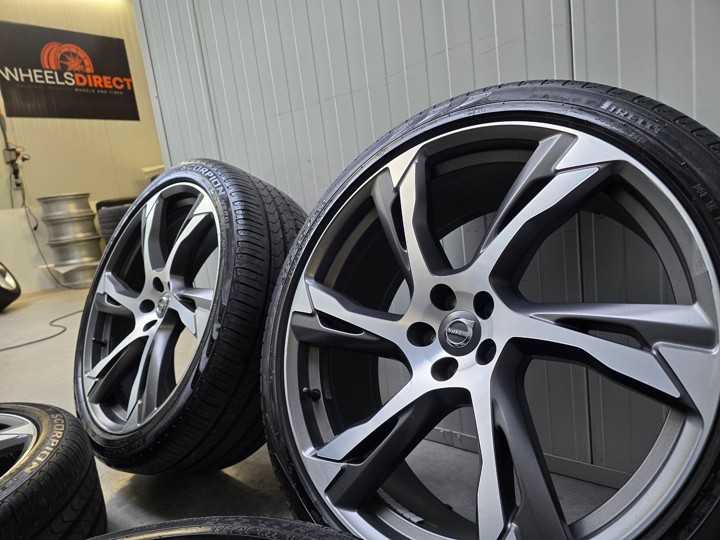 Demo Volvo XC90 22 inch velgen zomerbanden 8mm