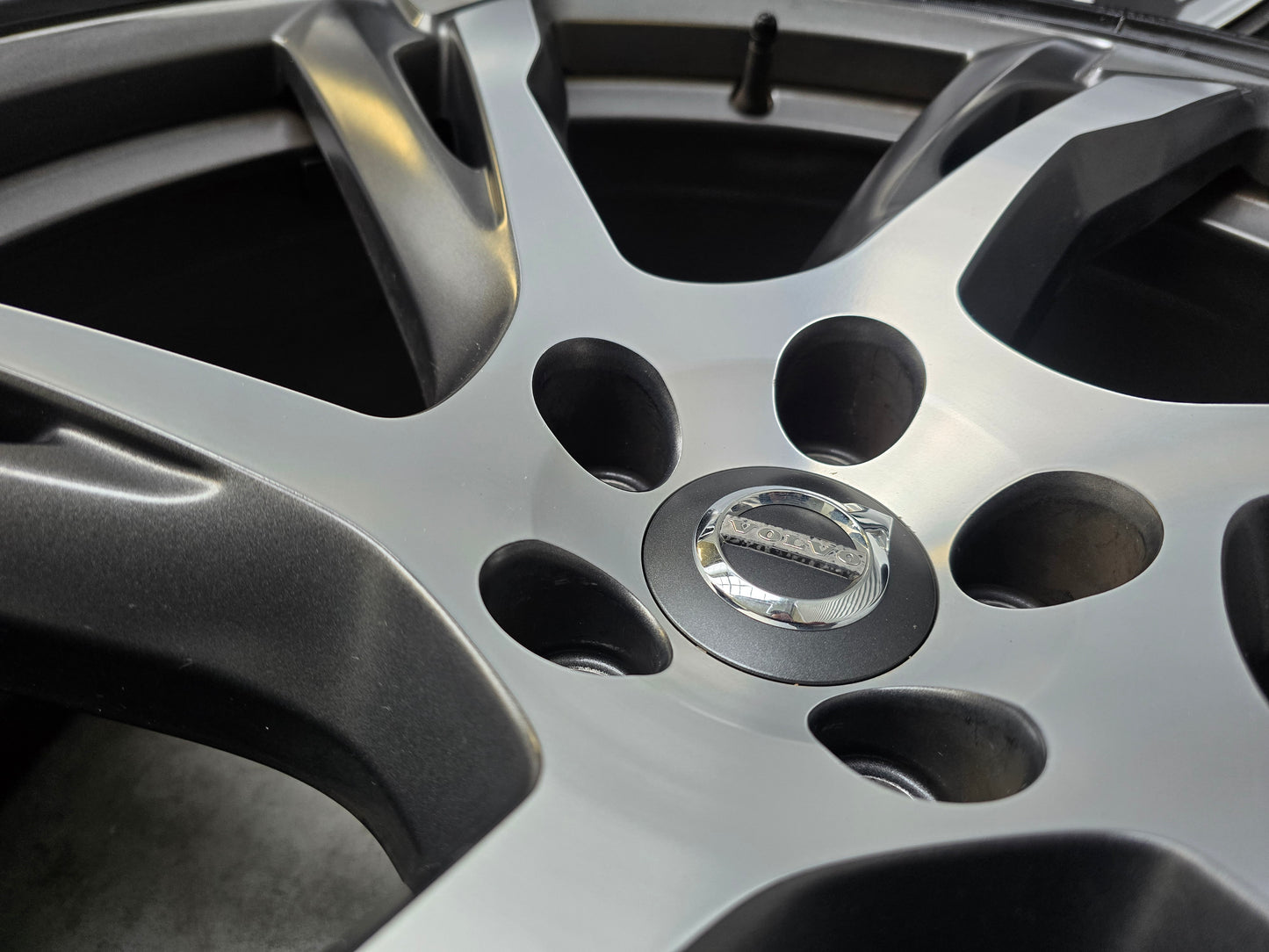 Demo Volvo XC90 22 inch velgen zomerbanden 8mm