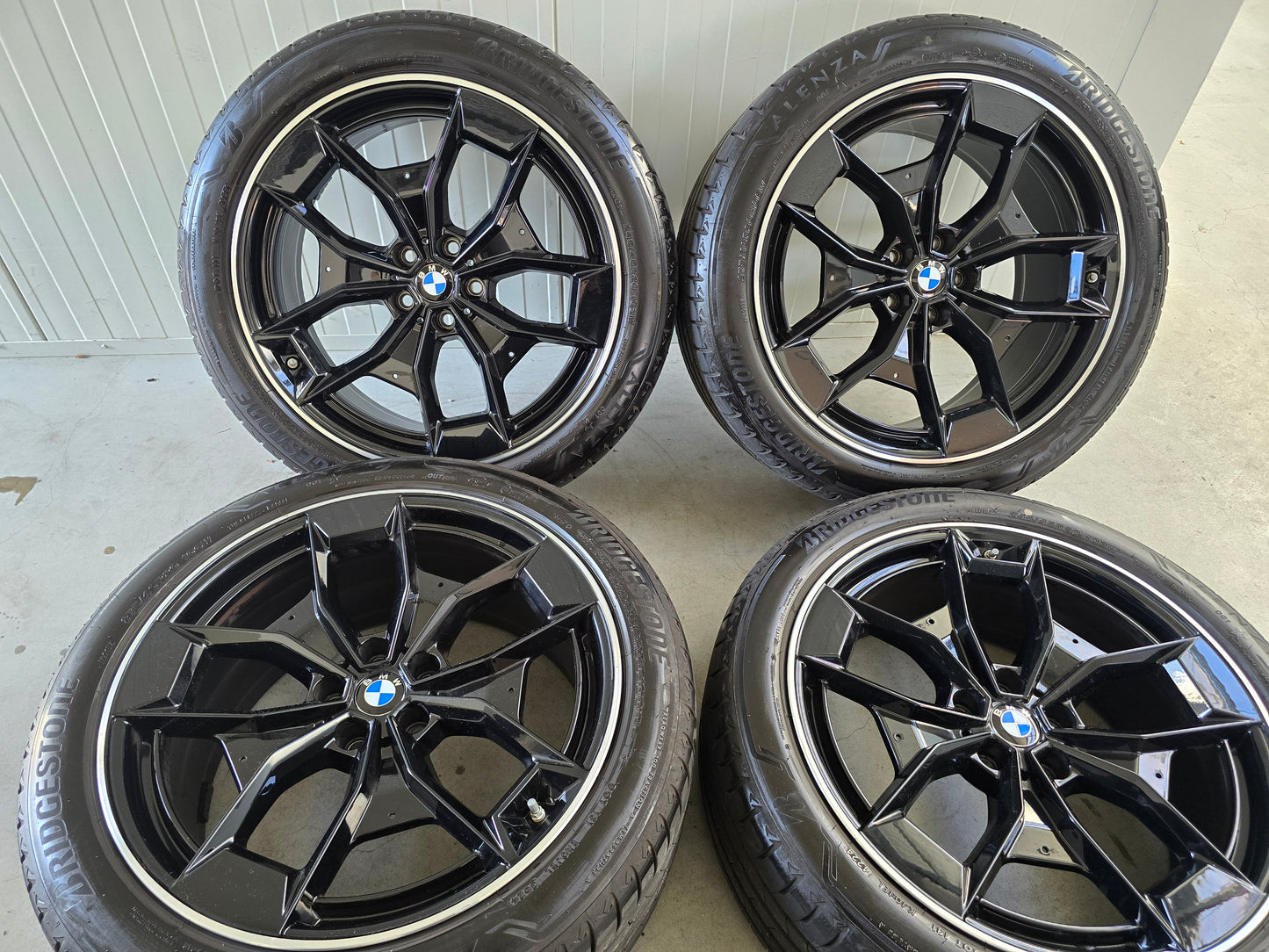 BMW X3 X4 G01 G02 20 inch OEM velgen breedset demo zomerbanden