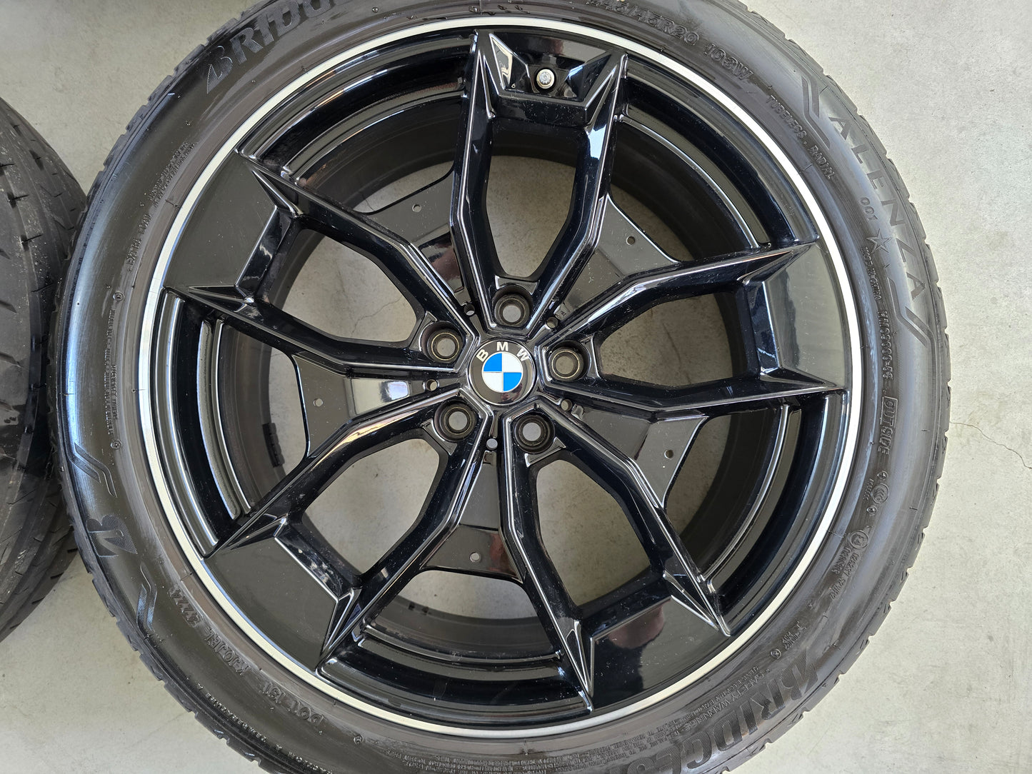 BMW X3 X4 G01 G02 20 inch OEM velgen breedset demo zomerbanden