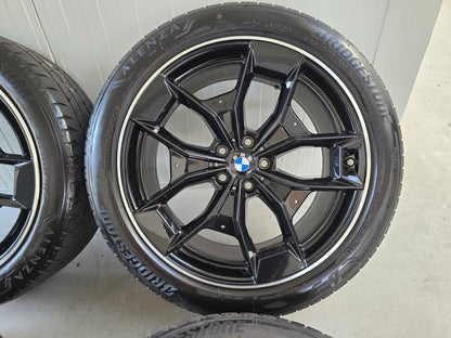 BMW X3 X4 G01 G02 20 inch OEM velgen breedset demo zomerbanden