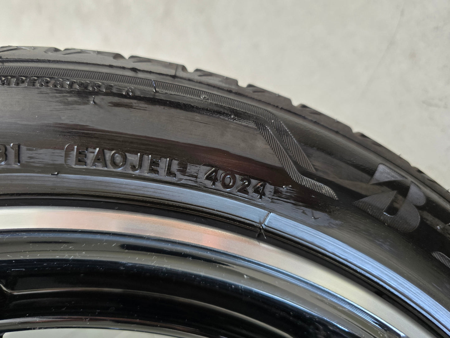 BMW X3 X4 G01 G02 20 inch OEM velgen breedset demo zomerbanden