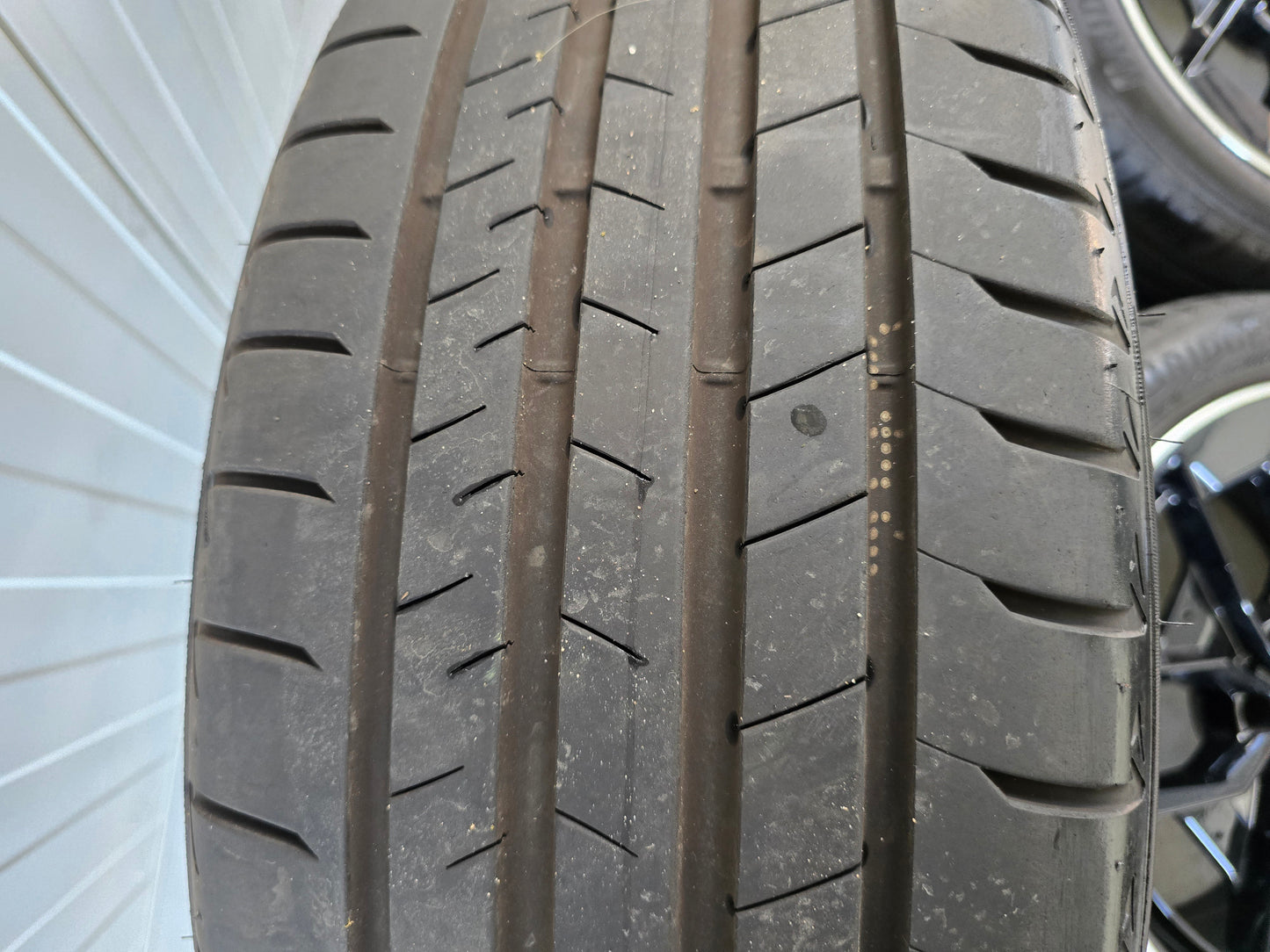 BMW X3 X4 G01 G02 20 inch OEM velgen breedset demo zomerbanden