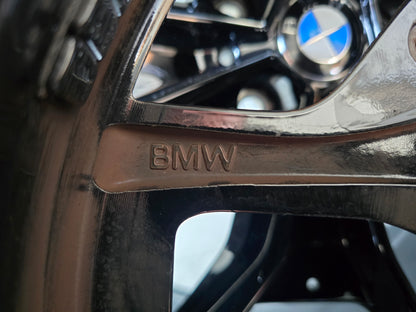 BMW X3 X4 G01 G02 20 inch OEM velgen breedset demo zomerbanden