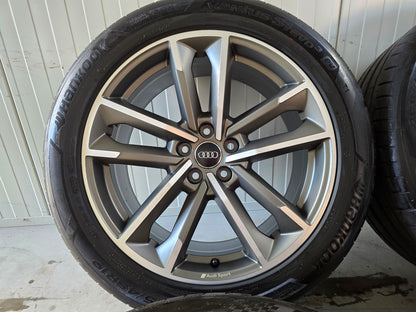 Audi Q3 19 inch Audi Sport velgen zomerbanden