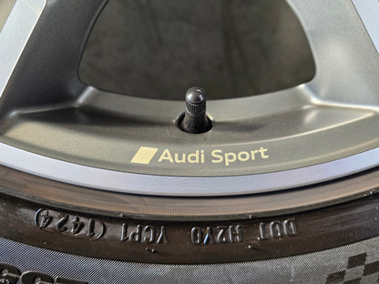 Audi Q3 19 inch Audi Sport velgen zomerbanden